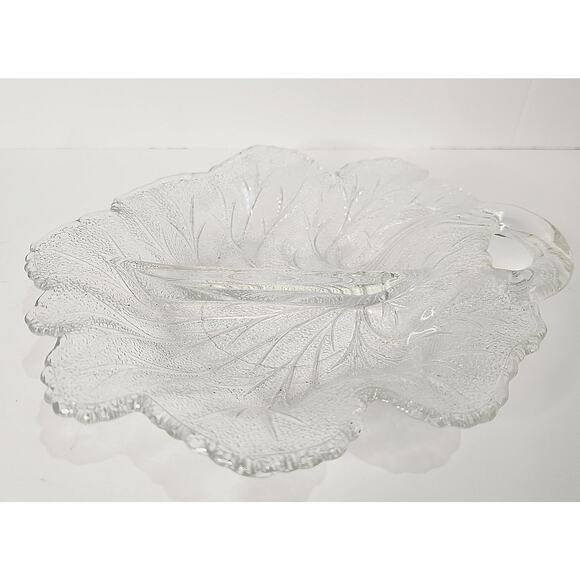 Vintage Clear Pressed Glass Leaf Divided Relish Dish w Handle – MCM Serving Tray - Picture 5 of 7